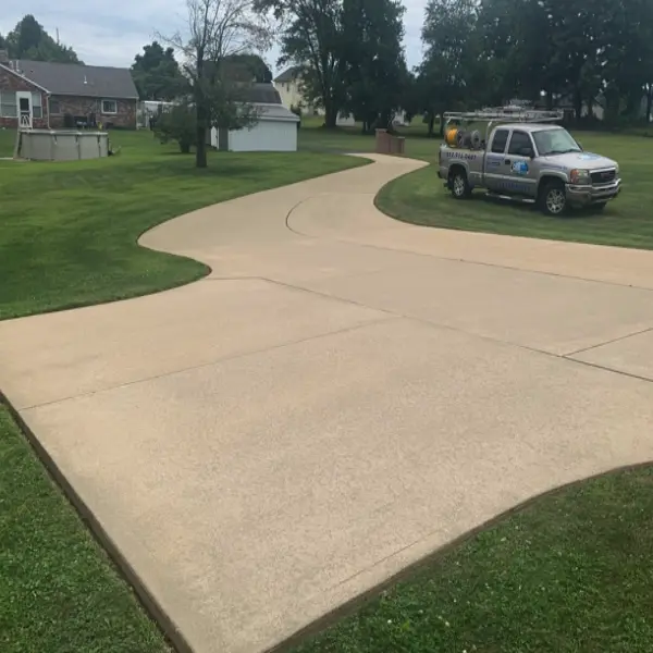 long driveway after cleaning vandergrift 02