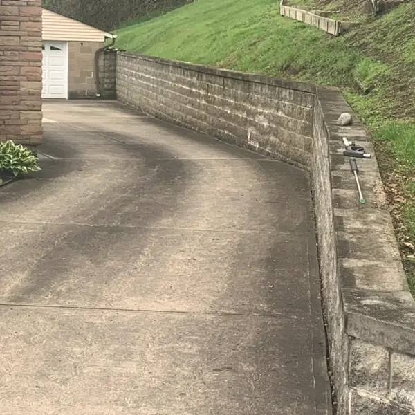 heavily soiled driveway before cleaning turtle creek 01