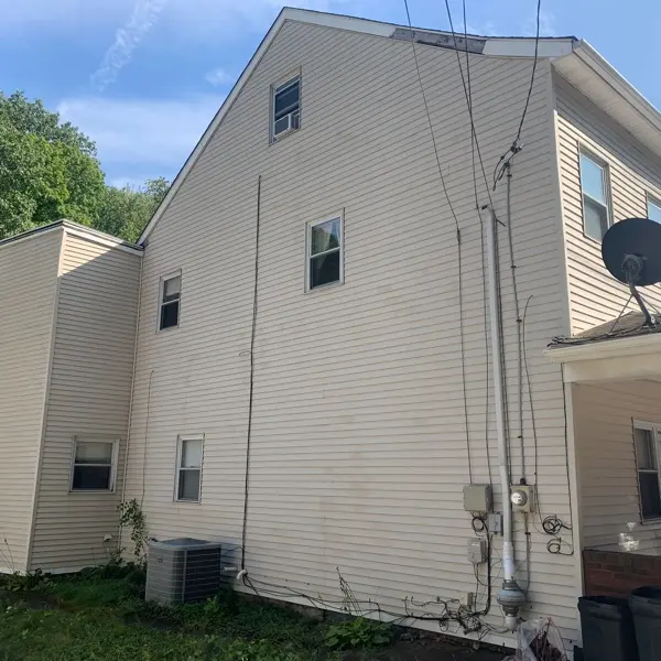 siding cleaning after soft washing