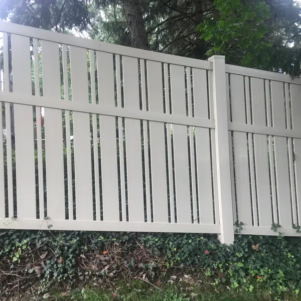 vinyl fence after cleaning